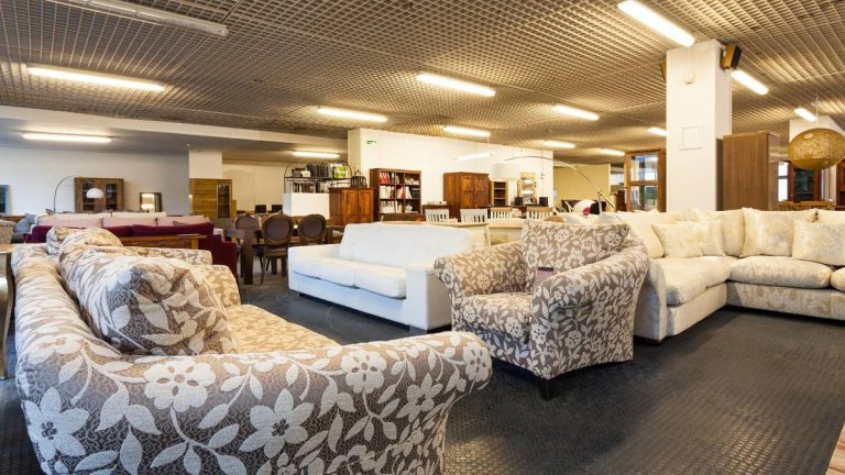 90-year-old furniture chain closes shops in Chapter 11 bankruptcy