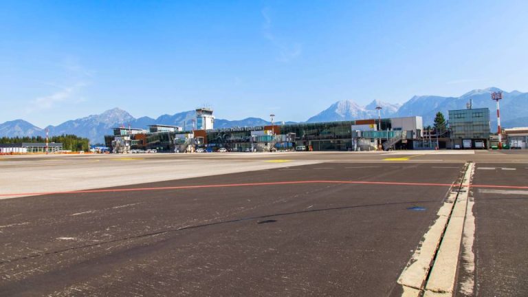 Another airline loses license forever, all flights off