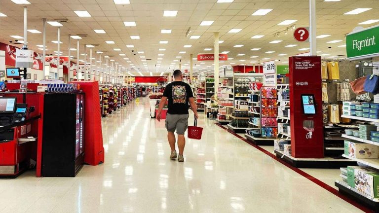 Target offers big incentive for parents