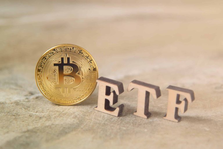 US Spot Bitcoin ETFs Record $145 Million in Outflows on…
