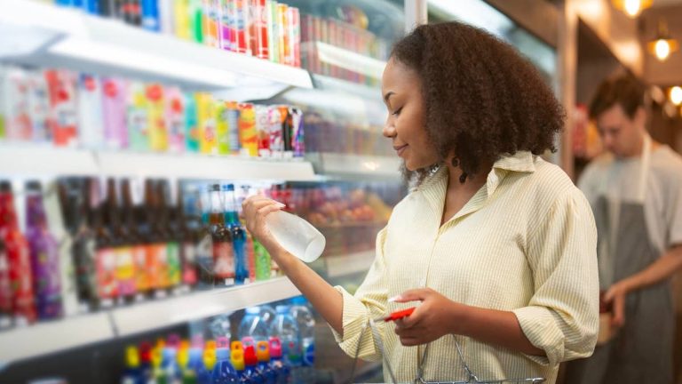 7-Eleven quietly takes over a 1,300-store convenience chain