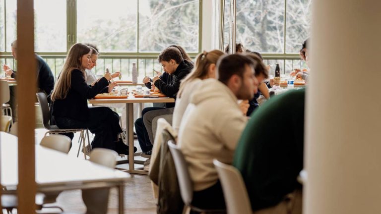 Factor wants to bring meal deliveries into your workplace