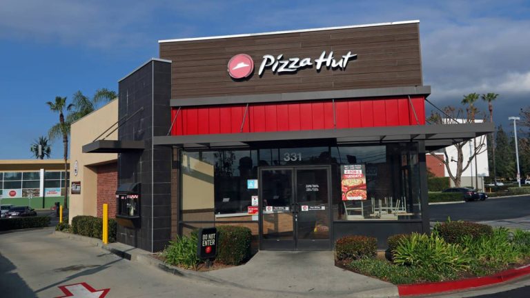 Pizza Hut joins Starbucks in an AI move customers did not see coming