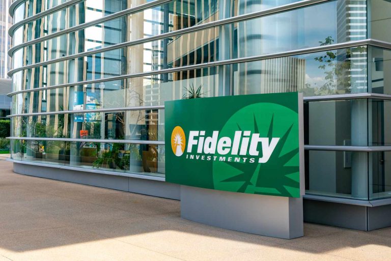 Fidelity Launches Stablecoin Reserve Fund Under GENIUS Act…