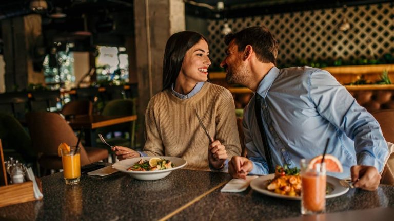 After bankruptcy, vegetarian dining chain closes all locations