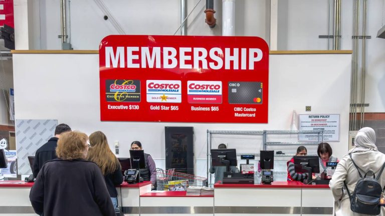 Costco stock price shocks market despite major blowout quarter