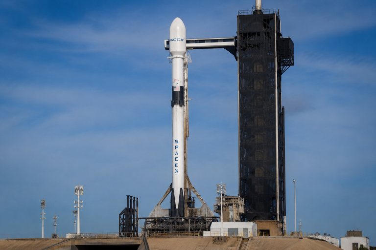 SpaceX rally sparks tech-stock bubble concerns, fuels meme-stock comparisons