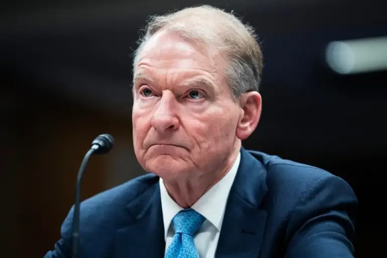 Paul Atkins Says SEC Will Deliver Crypto Clarity ‘With or…