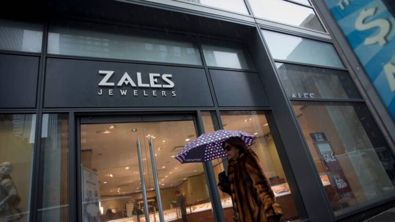Jewelry chain closes 53 stores after shutting down 2 brands