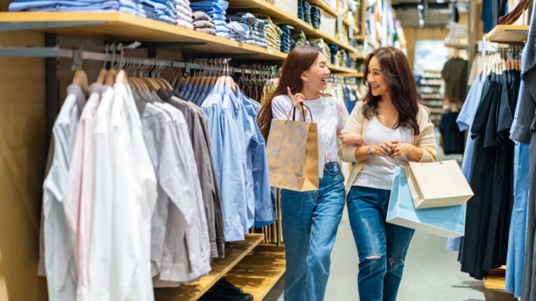 43-year-old retail giant closing down, starts liquidation sale