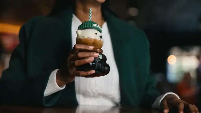 Starbucks brings back fan favorites for 2026 holidays
